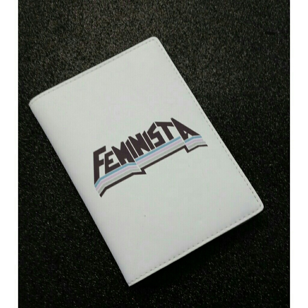 ⚫REBECCA MINKOFF Feminista passport holder